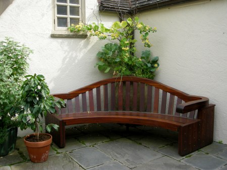 Chanticleer, Teacup Garden