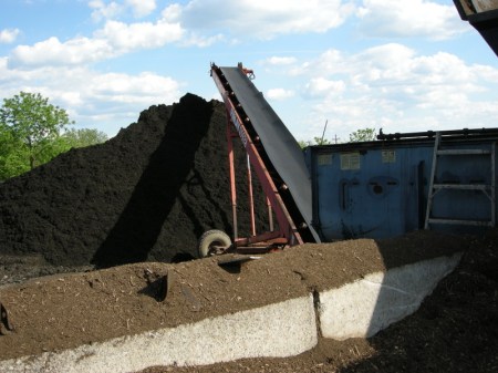 Moriuchi compost 5-25-2014 5-22-27 PM