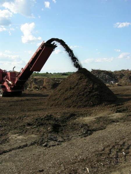 Moriuchi compost 5-25-2014 5-36-19 PM